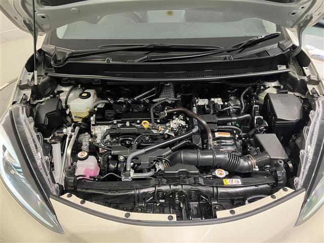 アクア Ｇ　ＶＳＣ　アルミ　衝突軽減ブレーキ　メモリナビ　アイドルストップ　パワーシート　バックモニター　ＬＥＤ　クルーズコントロール　スマートキー　ＥＴＣ車載器　フルセグＴＶ　ナビＴＶ　パワーウィンドウ　試乗車（10枚目）