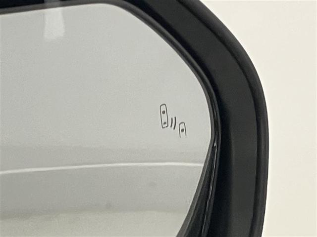 アクア Ｇ　ＶＳＣ　アルミ　衝突軽減ブレーキ　メモリナビ　アイドルストップ　パワーシート　バックモニター　ＬＥＤ　クルーズコントロール　スマートキー　ＥＴＣ車載器　フルセグＴＶ　ナビＴＶ　パワーウィンドウ　試乗車（31枚目）