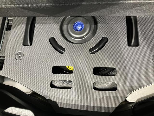 アクア Ｇ　ＶＳＣ　アルミ　衝突軽減ブレーキ　メモリナビ　アイドルストップ　パワーシート　バックモニター　ＬＥＤ　クルーズコントロール　スマートキー　ＥＴＣ車載器　フルセグＴＶ　ナビＴＶ　パワーウィンドウ　試乗車（34枚目）