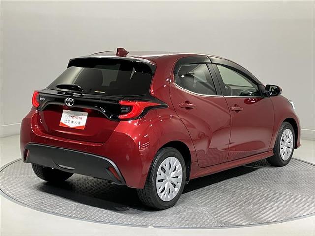 ヤリス Z サイドSRS AAC バックモニタ スマキー 横滑防止装置 キーフリー 1オーナー アルミ LEDランプ パワーウインドウ 助手席エアバック クルコン エアバッグ パワーステアリング 盗難防止システム(4枚目)