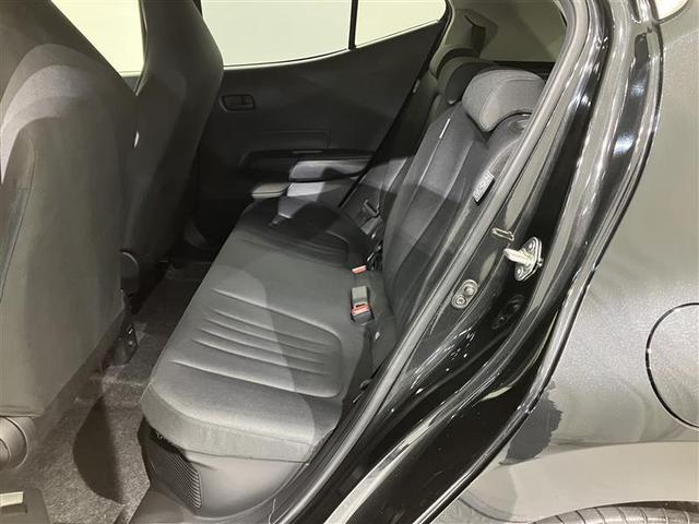 アクア X 踏み間違い防止 イモビ ナビ&TV フルセグ LEDヘッドライト スマートキー 横滑り防止機能 キーレスエントリー オートクルーズ オートエアコン 元試乗車 ETC カーテンエアバッグ DVD再生(7枚目)