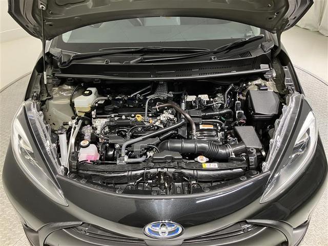 アクア X 踏み間違い防止 イモビ ナビ&TV フルセグ LEDヘッドライト スマートキー 横滑り防止機能 キーレスエントリー オートクルーズ オートエアコン 元試乗車 ETC カーテンエアバッグ DVD再生(10枚目)