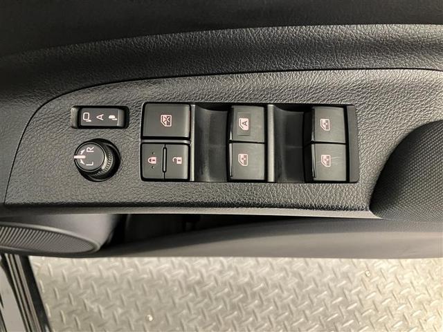 シエンタ ファンベースＧ　クエロ　バックモニター　ＬＥＤライト　スマートキー　横滑り防止装置　オートエアコン　ＥＴＣ　Ｗエアバック　パワーウィンドウ　盗難防止装置　メモリーナビ　フルセグ　アイドリングストップ　ナビ＆ＴＶ　ワンオーナー（32枚目）