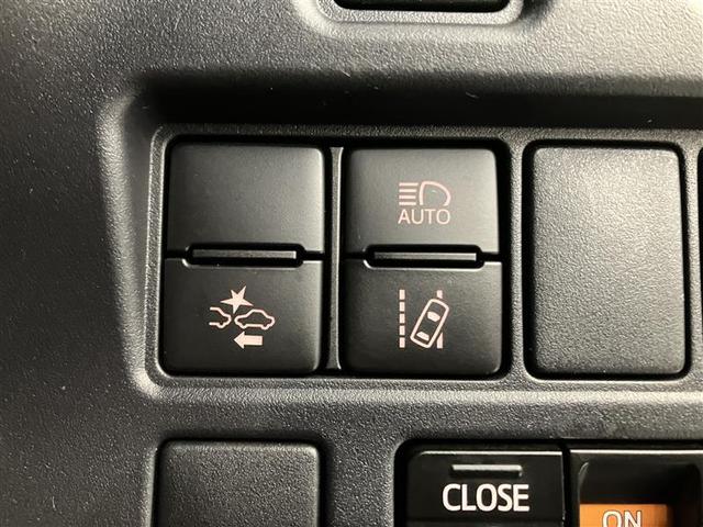 ヴォクシー ＺＳ　煌ＩＩＩ　プリクラッシュ　スマートキ　横滑り防止装置　ナビＴＶ　アルミ　三列シート　ＷＡＣ　オートエアコン　キーレス　ＥＴＣ装備　パワステ　メモリナビ　クルコン　ＬＥＤヘッドライト　ＡＢＳ　１オーナー車（29枚目）