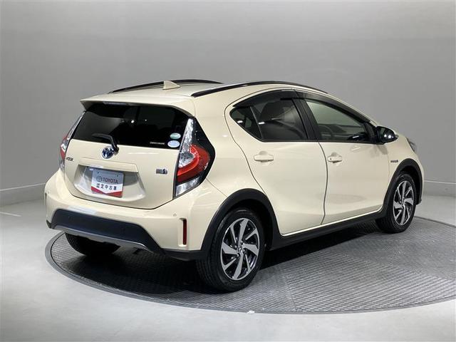 アクア クロスオーバー　Ｂカメラ　ナビＴＶ　エアコン　ＬＥＤ　ＥＳＣ　ドライブレコーダー　アルミホイール　キーフリー　ワンセグ　ＥＴＣ　パワーステアリング　パワーウィンドウ　メモリーナビ　ＡＢＳ　スマ－トキ－（4枚目）