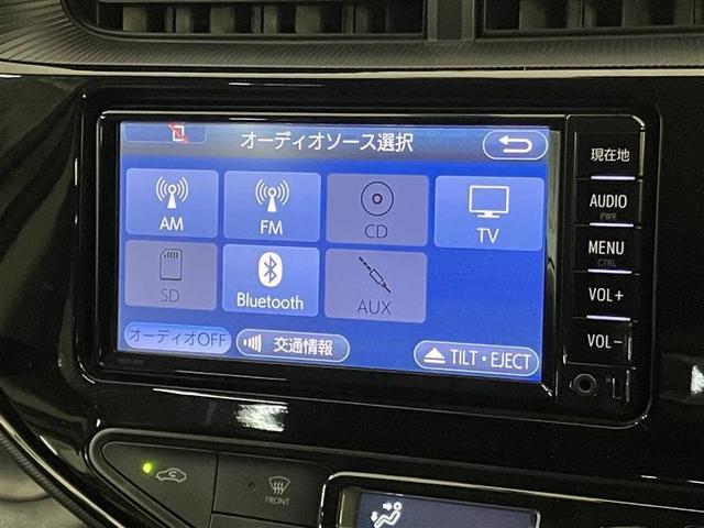 アクア クロスオーバー　Ｂカメラ　ナビＴＶ　エアコン　ＬＥＤ　ＥＳＣ　ドライブレコーダー　アルミホイール　キーフリー　ワンセグ　ＥＴＣ　パワーステアリング　パワーウィンドウ　メモリーナビ　ＡＢＳ　スマ－トキ－（16枚目）