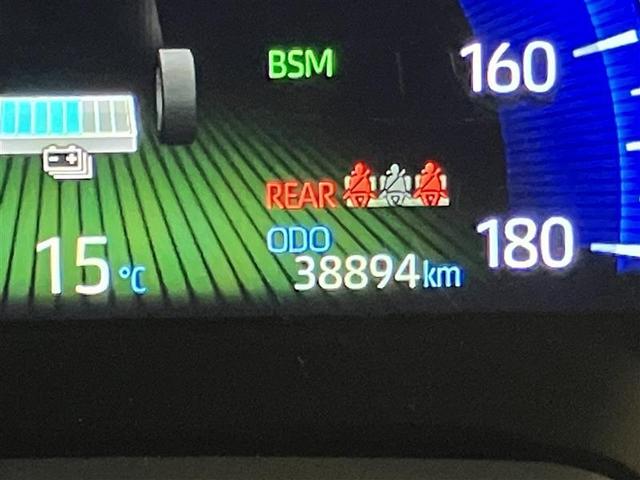 カローラツーリング ハイブリッド　ダブルバイビー　追突軽減ブレーキ　バックモニタ　地デジフルセグ　横滑防止　ナビＴＶ　ＬＥＤライト　デュアルエアバッグ　エアコン　オートクルーズ　サイドエアバッグ　ＥＴＣ付　ＰＳ　キーフリー　ＡＢＳ　エアバック（12枚目）