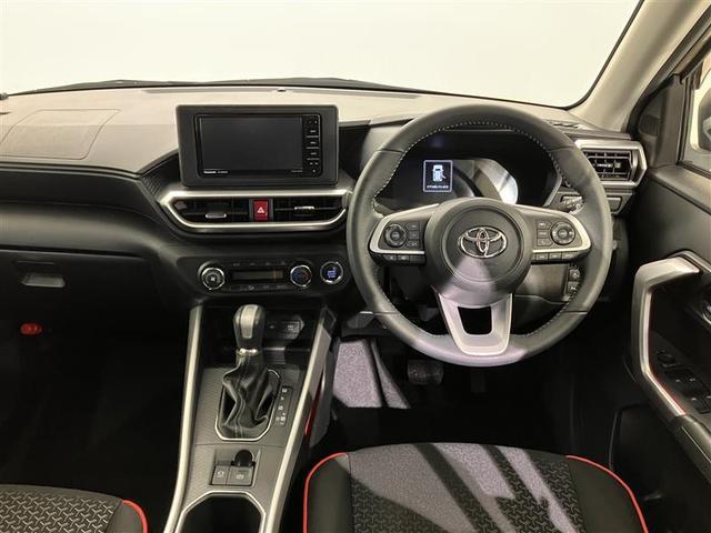 ライズ Ｚ　衝突回避システム　スマートキ－　リヤカメラ　１オナ　アルミホイール　ＬＥＤライト　オートエアコン　横滑り防止機能　キーフリー　パワーウインドウ　エアバッグ　カーテンエアバック　ＥＴＣ　メモリーナビ（5枚目）