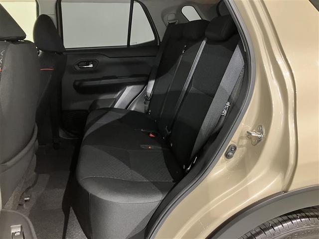 ライズ Ｚ　衝突回避システム　スマートキ－　リヤカメラ　１オナ　アルミホイール　ＬＥＤライト　オートエアコン　横滑り防止機能　キーフリー　パワーウインドウ　エアバッグ　カーテンエアバック　ＥＴＣ　メモリーナビ（7枚目）