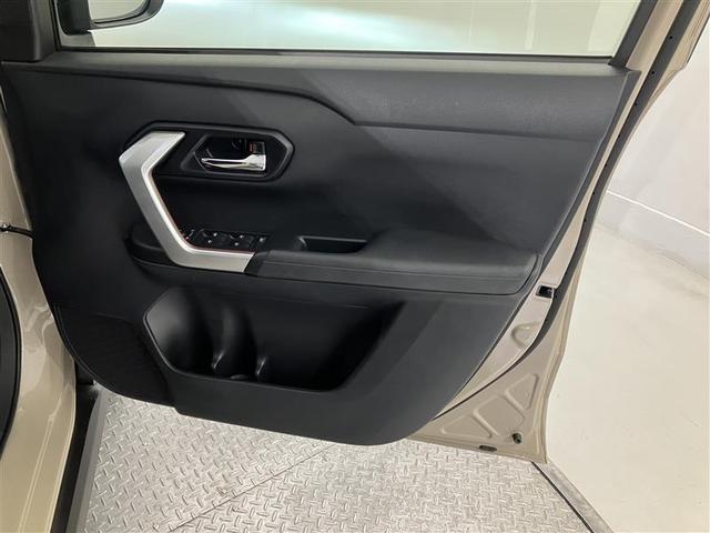 ライズ Ｚ　衝突回避システム　スマートキ－　リヤカメラ　１オナ　アルミホイール　ＬＥＤライト　オートエアコン　横滑り防止機能　キーフリー　パワーウインドウ　エアバッグ　カーテンエアバック　ＥＴＣ　メモリーナビ（32枚目）