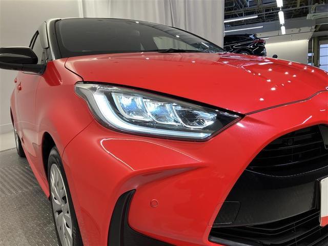ヤリス ハイブリッドＺ　ＰＣＳ　Ｂカメラ　ナビ付　ＬＥＤランプ　スマキー　ＥＴＣ付き　ＶＳＣ　パワステ　１オナ車　クルコン　カーテンエアバック　キーフリー　ＡＢＳ　エアコン　メモリナビ　エアバッグ　デュアルエアバック（9枚目）