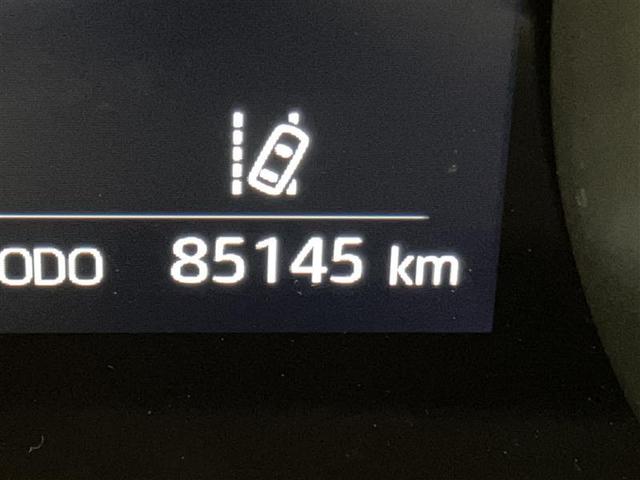 ヤリス ハイブリッドＺ　ＰＣＳ　Ｂカメラ　ナビ付　ＬＥＤランプ　スマキー　ＥＴＣ付き　ＶＳＣ　パワステ　１オナ車　クルコン　カーテンエアバック　キーフリー　ＡＢＳ　エアコン　メモリナビ　エアバッグ　デュアルエアバック（12枚目）