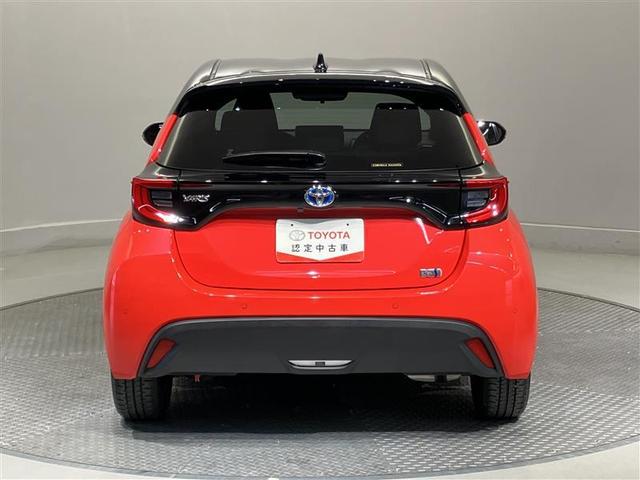 ヤリス ハイブリッドＺ　ＰＣＳ　Ｂカメラ　ナビ付　ＬＥＤランプ　スマキー　ＥＴＣ付き　ＶＳＣ　パワステ　１オナ車　クルコン　カーテンエアバック　キーフリー　ＡＢＳ　エアコン　メモリナビ　エアバッグ　デュアルエアバック（35枚目）