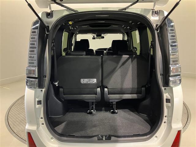 ヴォクシー ＺＳ　煌ＩＩ　スマートキー・プッシュスタート　バックガイドモニター　セキュリティアラーム　両側パワスラドア　１オーナー　ＥＴＣ車載器　地デジテレビ　ＶＳＣ　ＬＥＤライト　サイドエアバッグ　助手席エアバック　ＡＣ（12枚目）