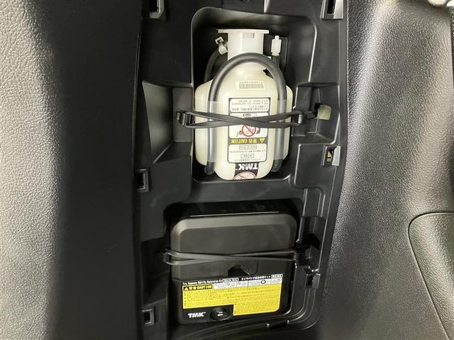 ヴォクシー ＺＳ　煌ＩＩ　スマートキー・プッシュスタート　バックガイドモニター　セキュリティアラーム　両側パワスラドア　１オーナー　ＥＴＣ車載器　地デジテレビ　ＶＳＣ　ＬＥＤライト　サイドエアバッグ　助手席エアバック　ＡＣ（32枚目）