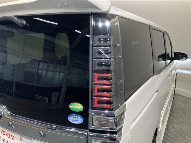 ヴォクシー ＺＳ　煌ＩＩ　スマートキー・プッシュスタート　バックガイドモニター　セキュリティアラーム　両側パワスラドア　１オーナー　ＥＴＣ車載器　地デジテレビ　ＶＳＣ　ＬＥＤライト　サイドエアバッグ　助手席エアバック　ＡＣ（33枚目）