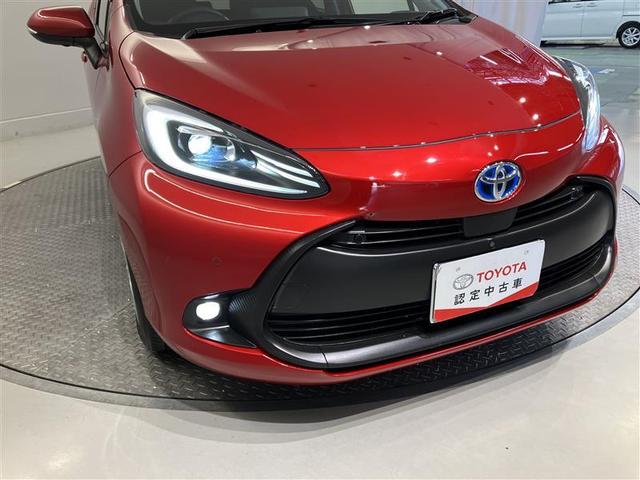 アクア Ｘ　踏み間違い防止　イモビ　ナビ　ＬＥＤヘッドライト　スマートキー　横滑り防止機能　キーレスエントリー　オートクルーズ　オートエアコン　元試乗車　ＥＴＣ　カーテンエアバッグ　パワーステアリング　ＡＢＳ（9枚目）