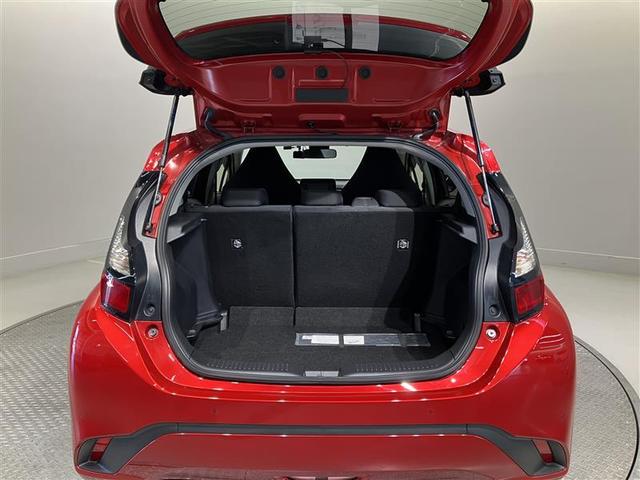 アクア Ｘ　踏み間違い防止　イモビ　ナビ　ＬＥＤヘッドライト　スマートキー　横滑り防止機能　キーレスエントリー　オートクルーズ　オートエアコン　元試乗車　ＥＴＣ　カーテンエアバッグ　パワーステアリング　ＡＢＳ（11枚目）