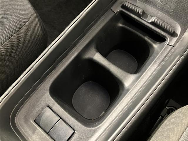 アクア Ｘ　踏み間違い防止　イモビ　ナビ　ＬＥＤヘッドライト　スマートキー　横滑り防止機能　キーレスエントリー　オートクルーズ　オートエアコン　元試乗車　ＥＴＣ　カーテンエアバッグ　パワーステアリング　ＡＢＳ（21枚目）