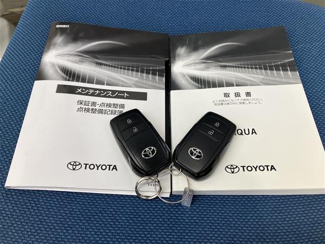 アクア Ｘ　踏み間違い防止　イモビ　ナビ　ＬＥＤヘッドライト　スマートキー　横滑り防止機能　キーレスエントリー　オートクルーズ　オートエアコン　元試乗車　ＥＴＣ　カーテンエアバッグ　パワーステアリング　ＡＢＳ（37枚目）