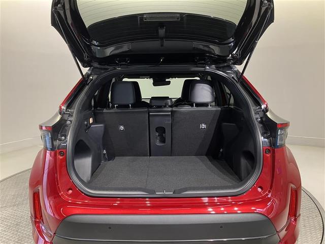 ヤリスクロス ハイブリッドＺ　インテリジェントキー　アルミホイル　ＬＥＤライト　１オ－ナ－　リアカメラ　クルーズコントロール　横滑り防止システム　ナビＴＶ　メモリーナビゲーション　パワステ　オートエアコン　キーフリー　ＥＴＣ付き（11枚目）