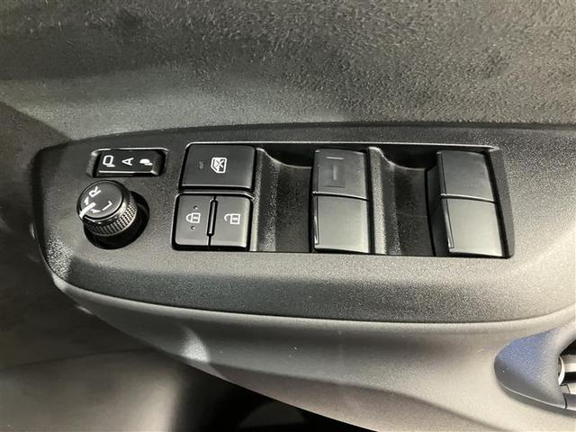 ヤリスクロス ハイブリッドＺ　インテリジェントキー　アルミホイル　ＬＥＤライト　１オ－ナ－　リアカメラ　クルーズコントロール　横滑り防止システム　ナビＴＶ　メモリーナビゲーション　パワステ　オートエアコン　キーフリー　ＥＴＣ付き（33枚目）