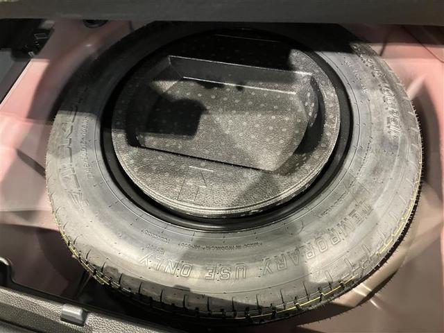 ヤリスクロス ハイブリッドＺ　インテリジェントキー　アルミホイル　ＬＥＤライト　１オ－ナ－　リアカメラ　クルーズコントロール　横滑り防止システム　ナビＴＶ　メモリーナビゲーション　パワステ　オートエアコン　キーフリー　ＥＴＣ付き（37枚目）