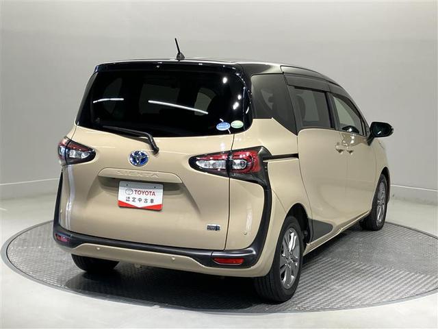 シエンタ ハイブリッド　ファンベースＧ　クエロ　両側パワースライドドア　ＬＥＤヘッドライト　フルセグＴＶ　スマートキー　ナビＴＶ　ドライブレコーダー　キーフリー　ＥＴＣ　ＡＢＳ　横滑り防止装置　ワンオーナー　エアコン　パワーウィンドウ　エアバッグ（4枚目）