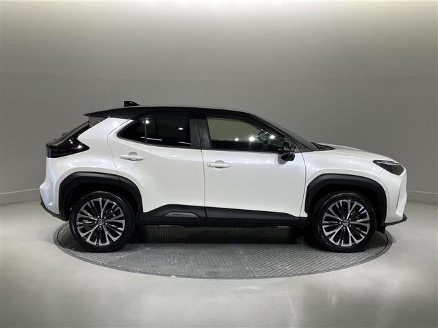 ヤリスクロス ハイブリッドZ インテリジェントキー アルミホイル LEDライト 1オ-ナ- リアカメラ ナビ クルーズコントロール 横滑り防止システム メモリーナビゲーション パワステ オートエアコン キーフリー ETC付き(3枚目)