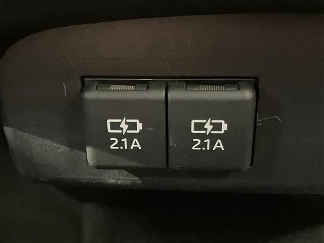 シエンタ G クエロ 軽減ブレーキ 両側自動ドア Iストップ 後カメラ ワンオーナー車 デュアルエアバック パワーウィンドウ フルオートエアコン DVD再生可 ウォークスルー LEDヘッド ナビ&TV スマキー VSC(22枚目)