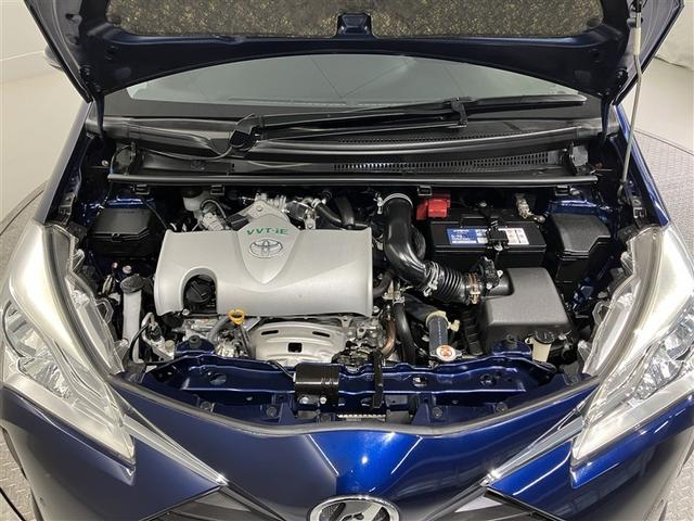 ヴィッツ Ｆ　セーフティーエディションＩＩ　衝突回避ブレーキ　ＥＳＣ　盗難防止システム　ＡＢＳ　ＥＴＣ装備　キーレス　パワステ　ドラレコ　スマートキー　１オーナー　エアバッグ　ナビＴＶ　パワーウインドウ　バックカメラ　メモリーナビ　フルセグＴＶ（10枚目）