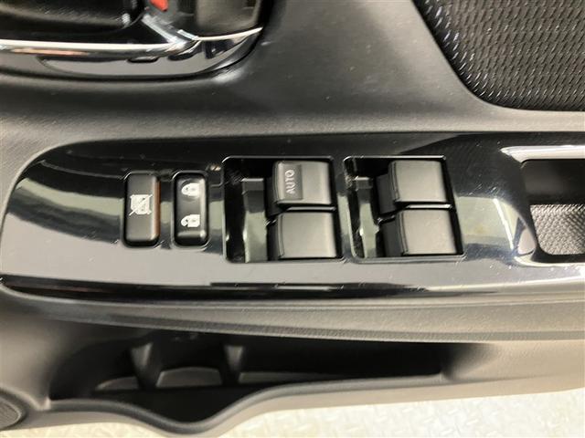 ヴィッツ Ｆ　セーフティーエディションＩＩ　衝突回避ブレーキ　ＥＳＣ　盗難防止システム　ＡＢＳ　ＥＴＣ装備　キーレス　パワステ　ドラレコ　スマートキー　１オーナー　エアバッグ　ナビＴＶ　パワーウインドウ　バックカメラ　メモリーナビ　フルセグＴＶ（28枚目）