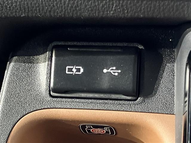 シエンタ ハイブリッドZ TSS ワンオーナ エアバック アルミ キーレスエントリー ナビTV イモビライザー バックモニター LEDヘッドライト ETC車載器 横滑り防止 スマートキー オートエアコン サイドエアバッグ(20枚目)