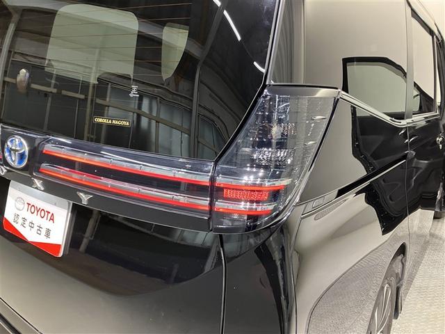 ヴォクシー ハイブリッドＳ－Ｚ　パワーウィンドウ　ＤＶＤ再生機能　インテリキー　横滑防止装置　地デジＴＶ　アクティブクルーズコントロール　１オナ　フルオートエアコン　リアカメラ　エアバッグ　ＡＢＳ　ナビＴＶ　ＷＡＣ　アルミホイール（38枚目）