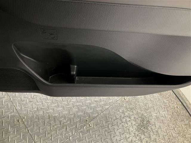 ルーミー Ｇ　追突軽減ブレーキ　パワステ　Ａストップ　ＬＥＤライト　Ｒカメラ　横滑り防止システム　ウォークスルー　エアバック　セキュリティーアラーム　パワーウィンドウ　運転席助手席エアバック　ナビ＆ＴＶ　ＥＴＣ（34枚目）