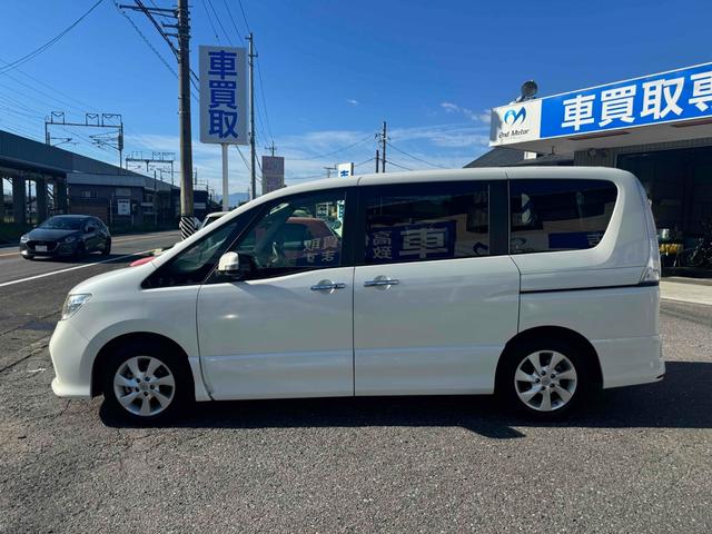 セレナ ハイウェイスター　Ｖセレクション　ワンオーナー　禁煙車　ＥＴＣ　ナビ　ＴＶ　オートクルーズコントロール　両側電動スライドドア　オートライト　スマートキー　アイドリングストップ　電動格納ミラー　後席モニター　３列シート　ウォークスルー（19枚目）