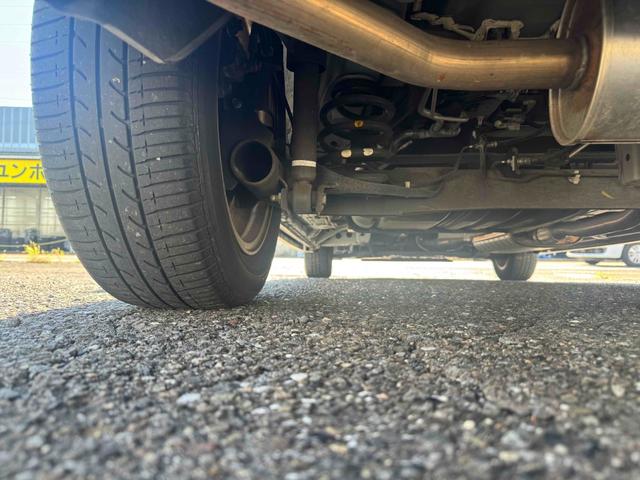 セレナ ハイウェイスター　Ｖセレクション　ワンオーナー　禁煙車　ＥＴＣ　ナビ　ＴＶ　オートクルーズコントロール　両側電動スライドドア　オートライト　スマートキー　アイドリングストップ　電動格納ミラー　後席モニター　３列シート　ウォークスルー（26枚目）
