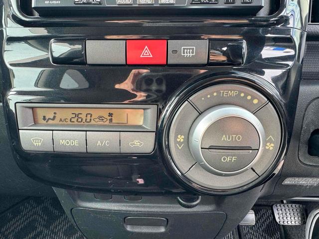 タント カスタムＲＳ　ドライブレコーダー　電動スライドドア　ナビ　ＴＶ　ＨＩＤ　スマートキー　ベンチシート　ターボ　ＣＶＴ　盗難防止システム　ＡＢＳ　ＣＤ　アルミホイール　衝突安全ボディ　エアコン　パワーステアリング（6枚目）