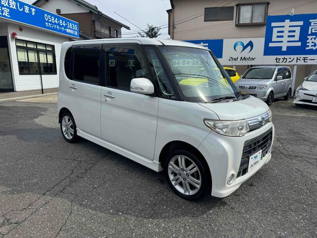 タント カスタムＲＳ　ドライブレコーダー　電動スライドドア　ナビ　ＴＶ　ＨＩＤ　スマートキー　ベンチシート　ターボ　ＣＶＴ　盗難防止システム　ＡＢＳ　ＣＤ　アルミホイール　衝突安全ボディ　エアコン　パワーステアリング（13枚目）