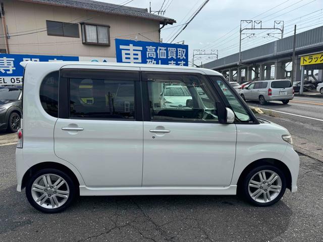 タント カスタムＲＳ　ドライブレコーダー　電動スライドドア　ナビ　ＴＶ　ＨＩＤ　スマートキー　ベンチシート　ターボ　ＣＶＴ　盗難防止システム　ＡＢＳ　ＣＤ　アルミホイール　衝突安全ボディ　エアコン　パワーステアリング（14枚目）
