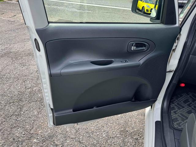 タント カスタムＲＳ　ドライブレコーダー　電動スライドドア　ナビ　ＴＶ　ＨＩＤ　スマートキー　ベンチシート　ターボ　ＣＶＴ　盗難防止システム　ＡＢＳ　ＣＤ　アルミホイール　衝突安全ボディ　エアコン　パワーステアリング（47枚目）