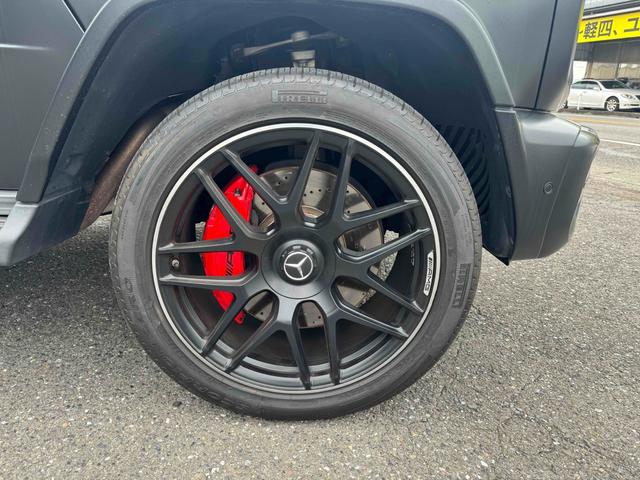 Gクラス G63 エディションマットブラック 禁煙車 4WD ドライブレコーダー 全周囲カメラ クリアランスソナー オートクルーズコントロール パワーシート 衝突被害軽減システム サンルーフ ナビ オートライト LEDヘッドランプ アルミホイール(34枚目)