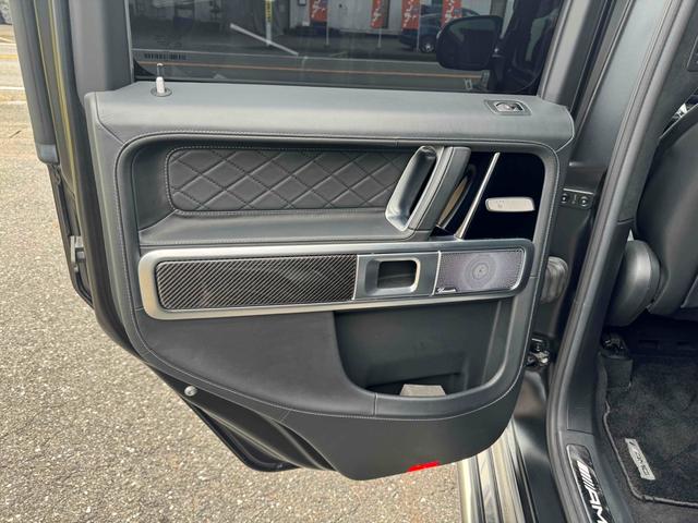 Gクラス G63 エディションマットブラック 禁煙車 4WD ドライブレコーダー 全周囲カメラ クリアランスソナー オートクルーズコントロール パワーシート 衝突被害軽減システム サンルーフ ナビ オートライト LEDヘッドランプ アルミホイール(52枚目)