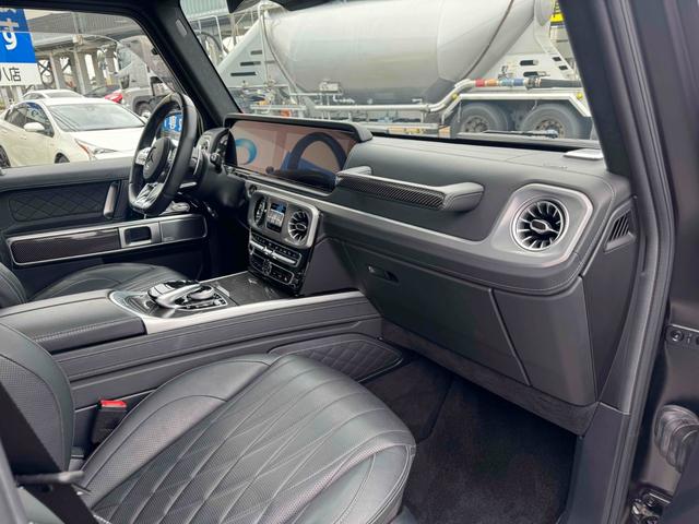Gクラス G63 エディションマットブラック 禁煙車 4WD ドライブレコーダー 全周囲カメラ クリアランスソナー オートクルーズコントロール パワーシート 衝突被害軽減システム サンルーフ ナビ オートライト LEDヘッドランプ アルミホイール(55枚目)