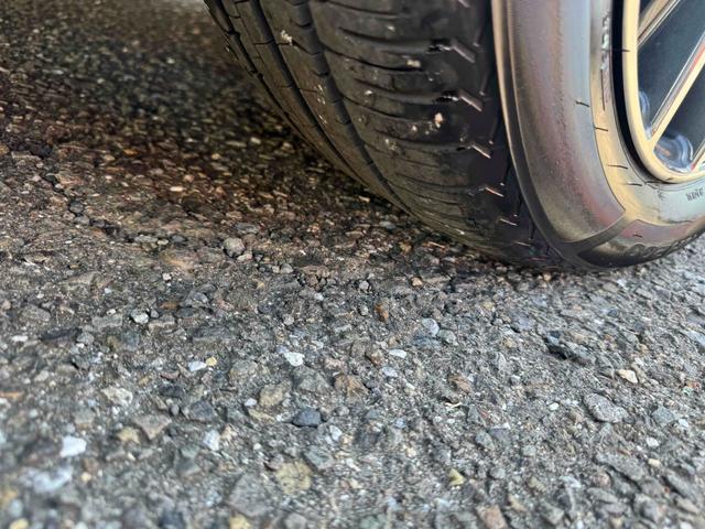 ノート ｅ－パワーニスモ　ドライブレコーダー　ＥＴＣ　全周囲カメラ　ナビ　ＴＶ　クリアランスソナー　レーンアシスト　衝突被害軽減システム　アルミホイール　オートライト　スマートキー　電動格納ミラー　ＣＶＴ　盗難防止システム（42枚目）