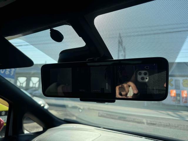 ノート ｅ－パワーニスモ　ドライブレコーダー　ＥＴＣ　全周囲カメラ　ナビ　ＴＶ　クリアランスソナー　レーンアシスト　衝突被害軽減システム　アルミホイール　オートライト　スマートキー　電動格納ミラー　ＣＶＴ　盗難防止システム（65枚目）