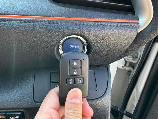 シエンタ ハイブリッドＧ　クエロ　ワンオーナー　ＥＴＣ　バックカメラ　ナビ　ＴＶ　レーンアシスト　衝突被害軽減システム　両側電動スライドドア　オートマチックハイビーム　オートライト　ＬＥＤヘッドランプ　スマートキー　後席モニター（15枚目）