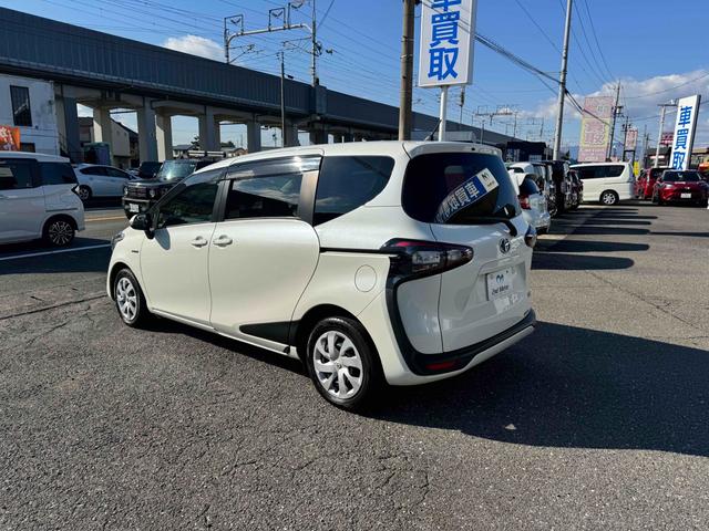 シエンタ ハイブリッドＧ　クエロ　ワンオーナー　ＥＴＣ　バックカメラ　ナビ　ＴＶ　レーンアシスト　衝突被害軽減システム　両側電動スライドドア　オートマチックハイビーム　オートライト　ＬＥＤヘッドランプ　スマートキー　後席モニター（21枚目）