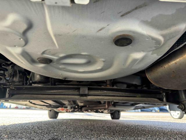 シエンタ ハイブリッドＧ　クエロ　ワンオーナー　ＥＴＣ　バックカメラ　ナビ　ＴＶ　レーンアシスト　衝突被害軽減システム　両側電動スライドドア　オートマチックハイビーム　オートライト　ＬＥＤヘッドランプ　スマートキー　後席モニター（29枚目）