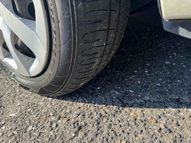 シエンタ ハイブリッドＧ　クエロ　ワンオーナー　ＥＴＣ　バックカメラ　ナビ　ＴＶ　レーンアシスト　衝突被害軽減システム　両側電動スライドドア　オートマチックハイビーム　オートライト　ＬＥＤヘッドランプ　スマートキー　後席モニター（45枚目）